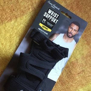 NWT Omar Hardwick fitness wrist support